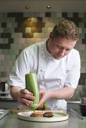©JodiHinds_240426_RANativeGoogle_Chef_071.jpg